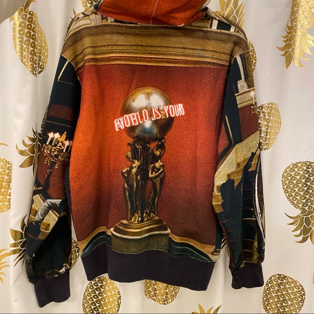 Supreme Scarface The World Is Yours Sweatshirt- M - Picture 11 of 16